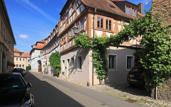 Stadtansicht Bamberger Straße in Dettelbach, Foto: Uwe Miethe, Lizenz: DB AG