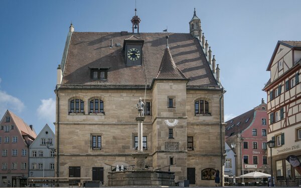 Gotisches Rathaus in Weißenburg in Bayern
