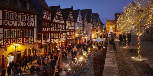 Weihnachtsmerkt in den Gassen von Ochsenfurt