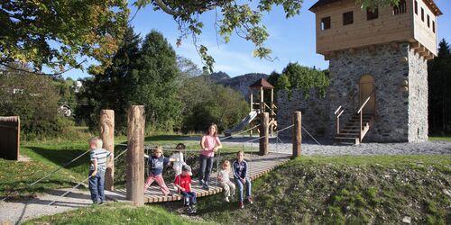 Für kleine Burgfräulein und Ritter: Der Ritterspielplatz in Pfronten-Ried