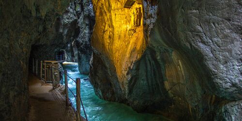 Spektakulär: eine Wanderung durch die Partnachklamm