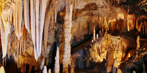 Die Maximiliansgrotte im Veldensteiner Land